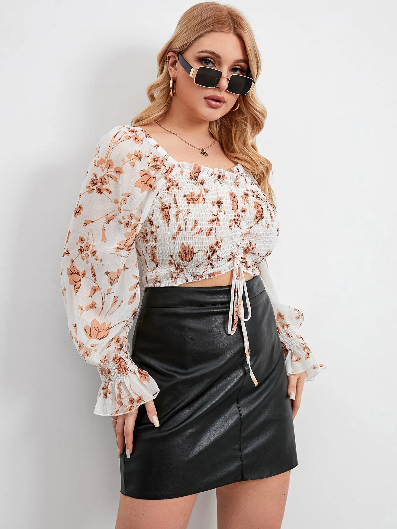 Floral Shirred Long Sleeve Sweetheart Crop Plus Size Blouse