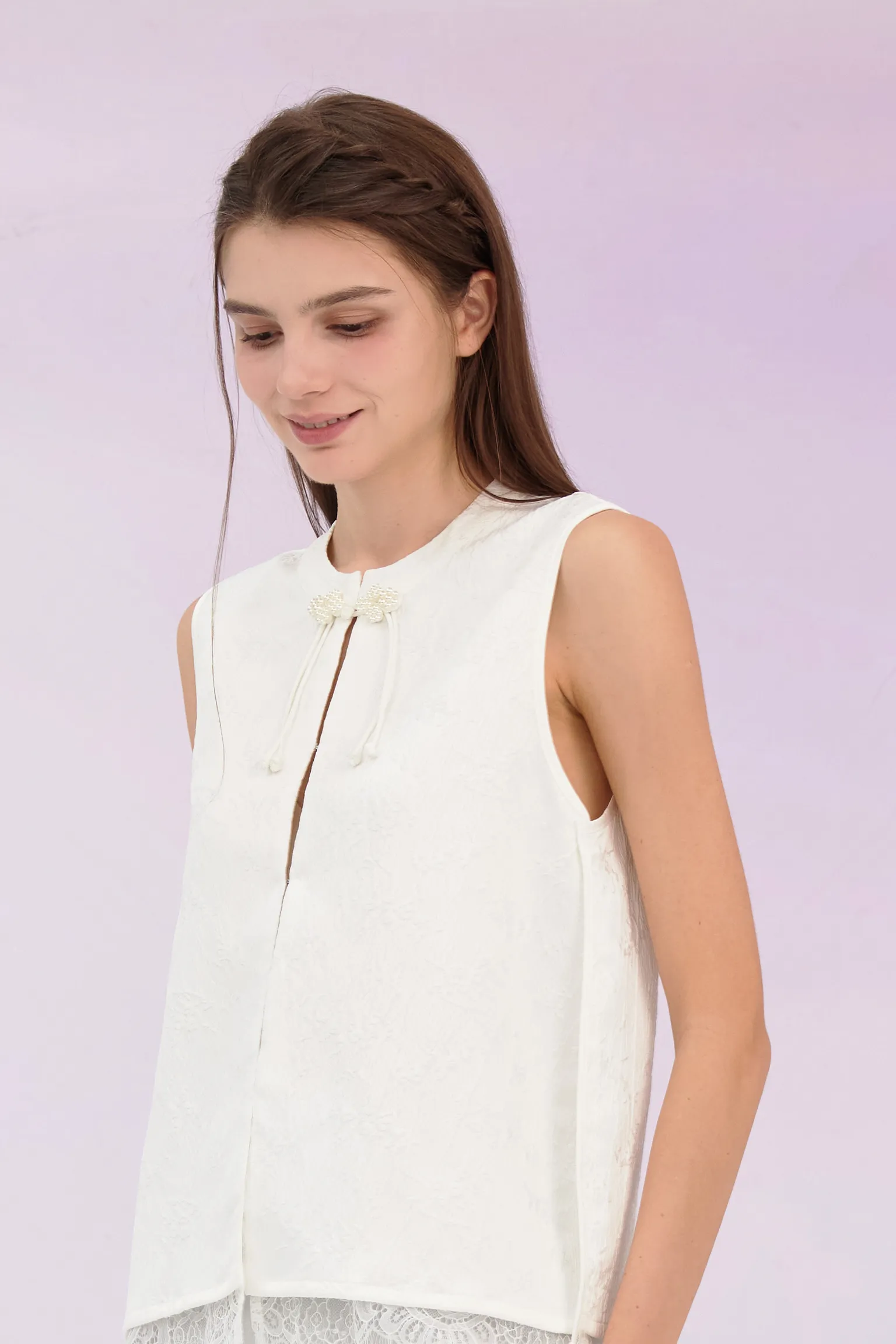 Gelilia White Mandarin Collar Top