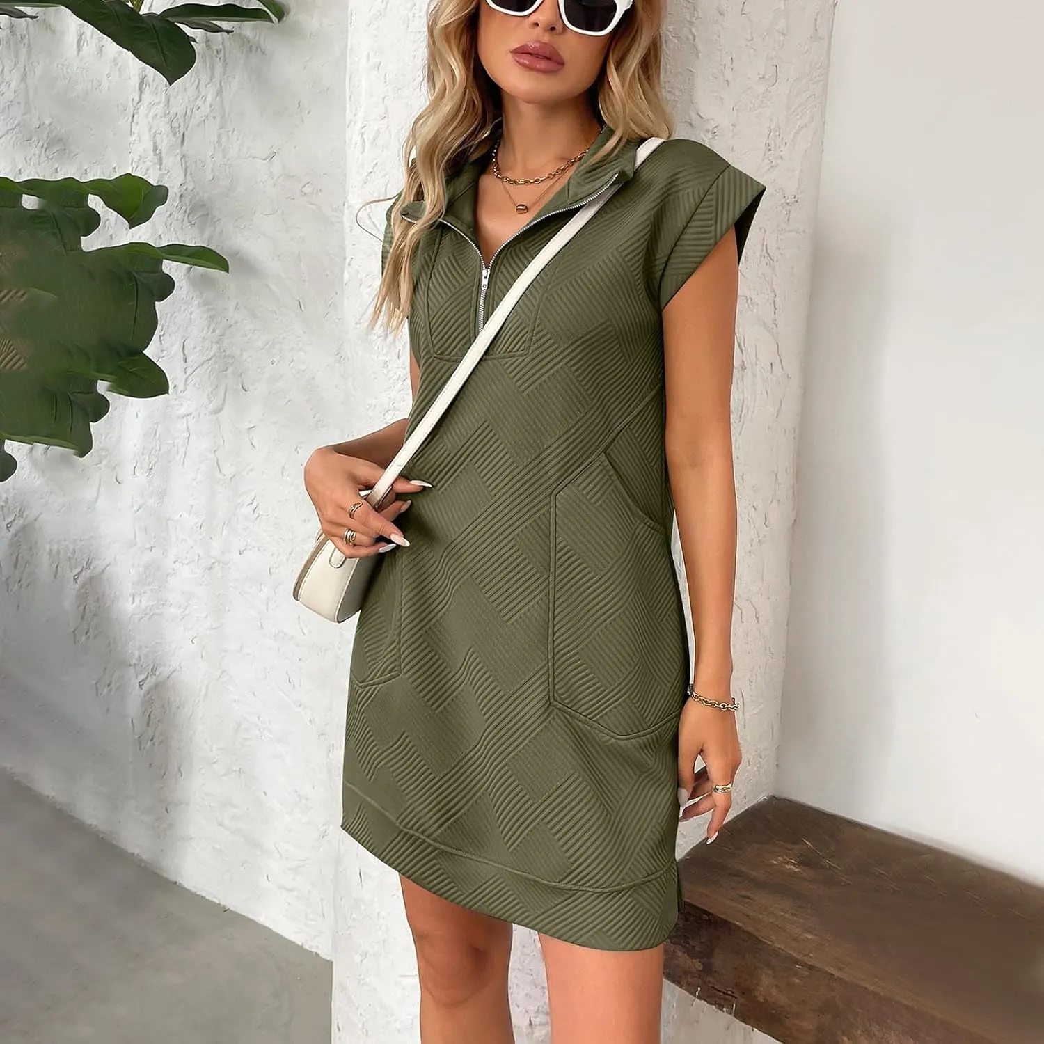 hlysgo Zipper Dresses for Women 2025 Summer Short Sleeve V Neck Mini Dress Cute Ladies Knee Length Casual Dress with Pockets
