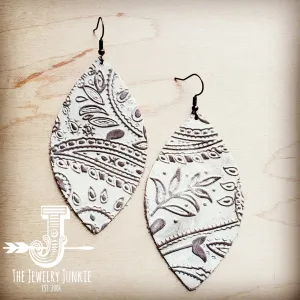 **Leather Oval Earring-Oyster Paisley 203i