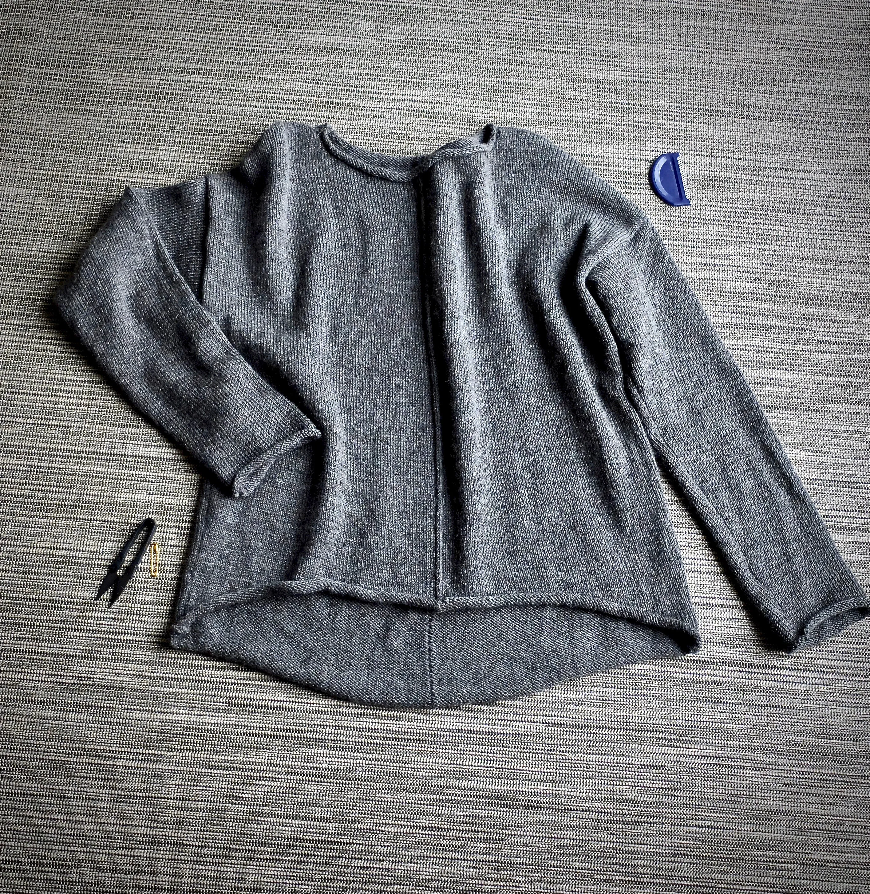 Warm long wool sweater  Shadow | VÉJA